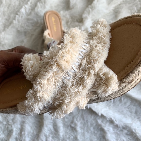 ❌SOLD❌NWT Altar’d State Wedge Sandals Size 8 - Picture 7 of 7